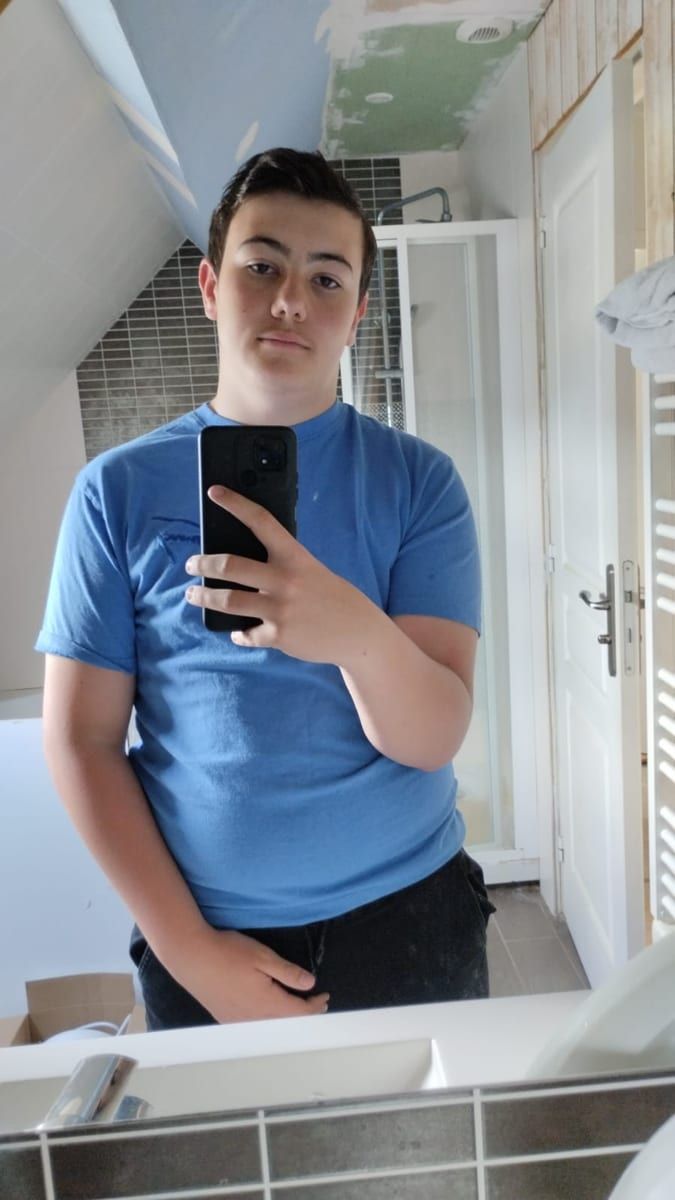 Profil de Iohann, 41 ans, Annonce gay à Grez-Doiceau (Brabant wallon)
