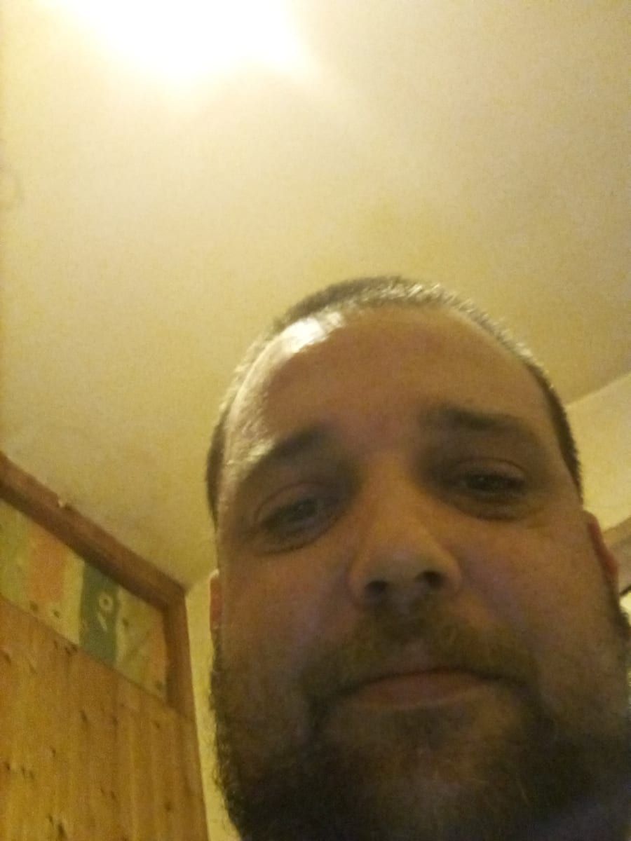 Profil de Jonel, 24 ans, Annonce gay à Antoing (Hainaut)