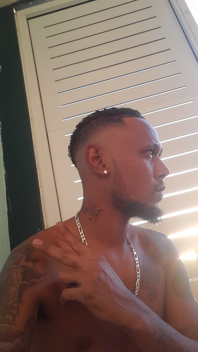 Profil de Manfred, 25 ans, Annonce gay à Hannut (Liège)