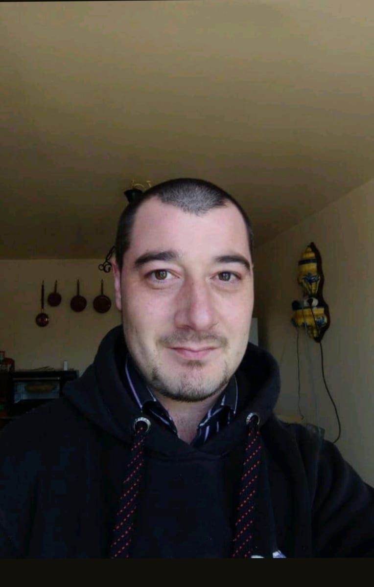 Shalom - Annonce gay à Anderlues Profil de Shalom, 24 ans, Annonce gay à Anderlues (Hainaut)