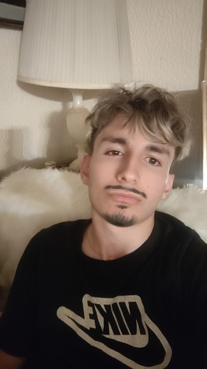 Profil de Nouma, 24 ans, Annonce gay à Ciney (Namur)