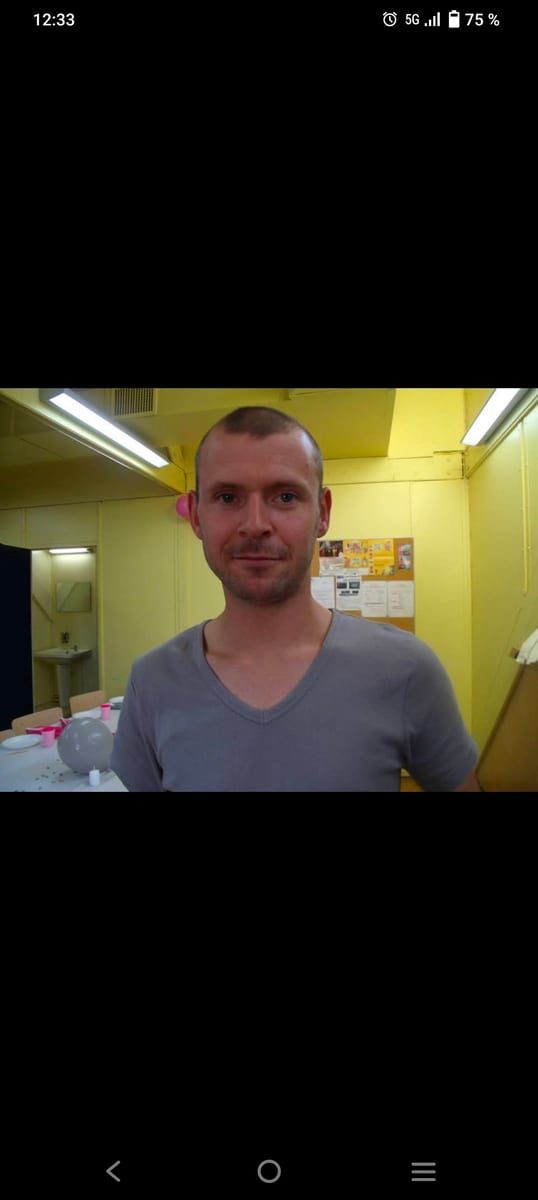 Profil de Dominic, 27 ans, Annonce gay à Forest (Bruxelles-Capitale)