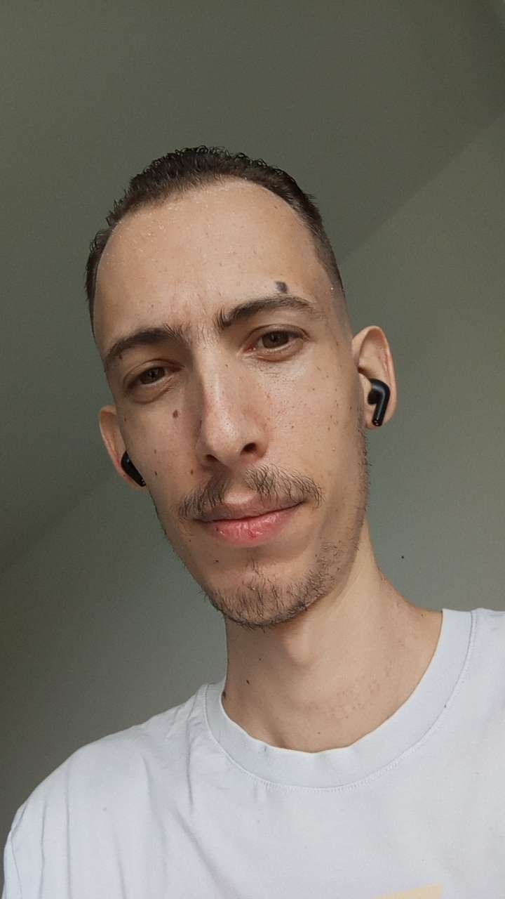 Profil de Zakary, 22 ans, Annonce gay à Rumes (Hainaut)