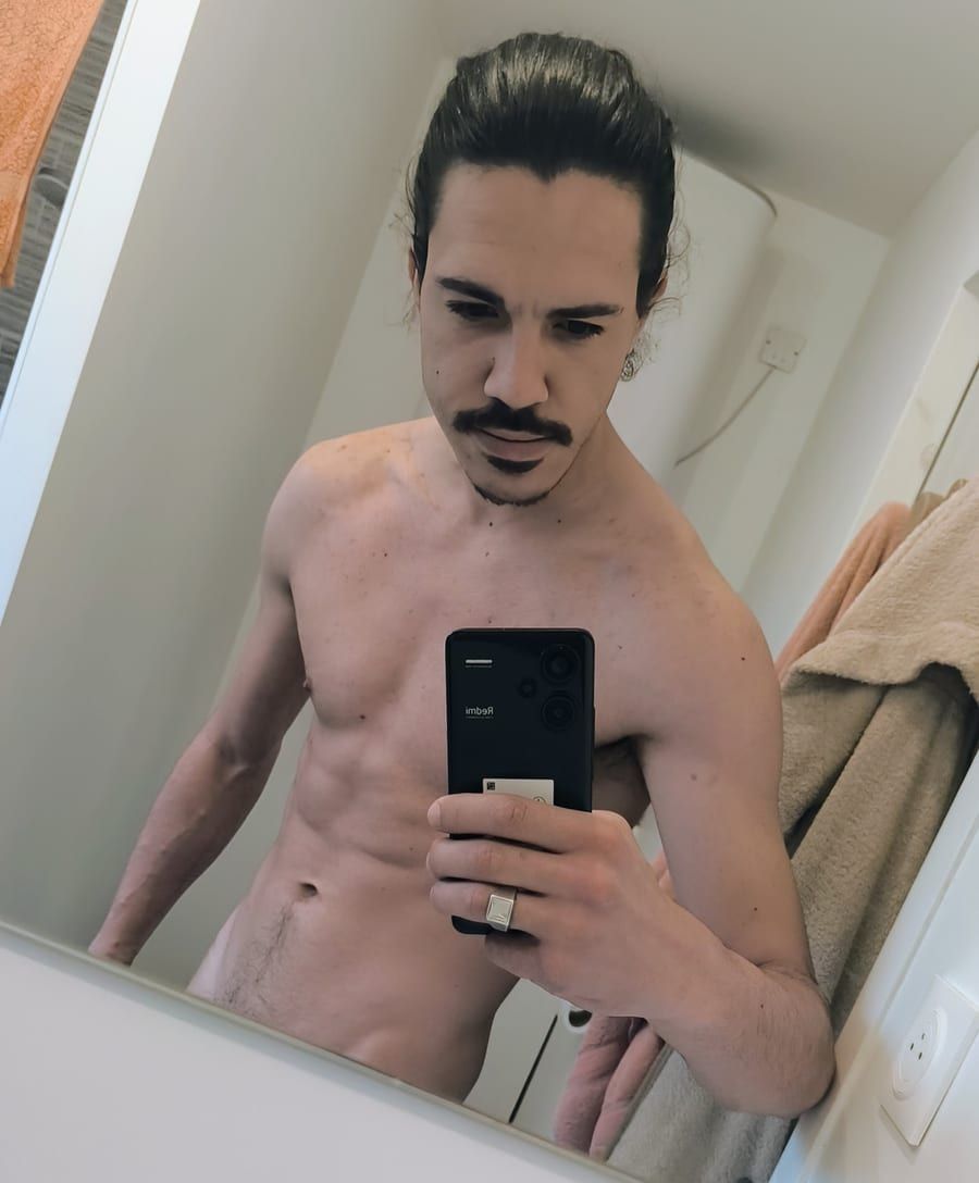 Profil de Tyronn, 37 ans, Annonce gay à Braine-l’Alleud (Brabant wallon)