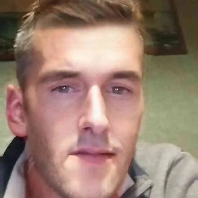 Profil de Youen, 41 ans, Annonce gay à Aubel (Liège)