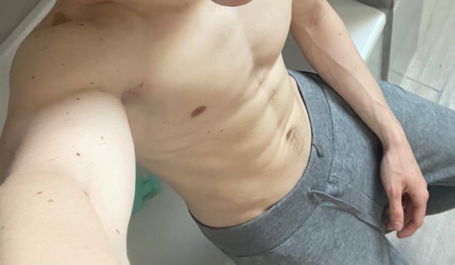 Noan - Annonce gay à Ramillies Profil de Noan, 45 ans, Annonce gay à Ramillies (Brabant wallon)