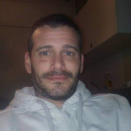 Profil de Baye, 36 ans, Annonce gay à Profondeville (Namur)