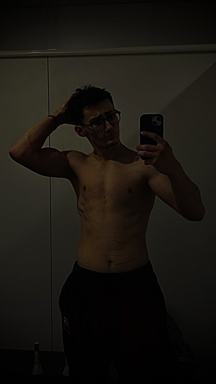 Nels - Annonce gay à Hélécine Profil de Nels, 24 ans, Annonce gay à Hélécine (Brabant wallon)