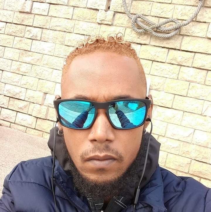Solayman - Annonce gay à Bassenge Profil de Solayman, 29 ans, Annonce gay à Bassenge (Liège)