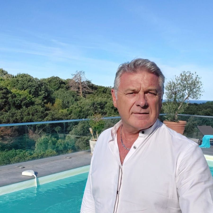 Profil de Jensen, 36 ans, Annonce gay à Chapelle-lez-Herlaimont (Hainaut)
