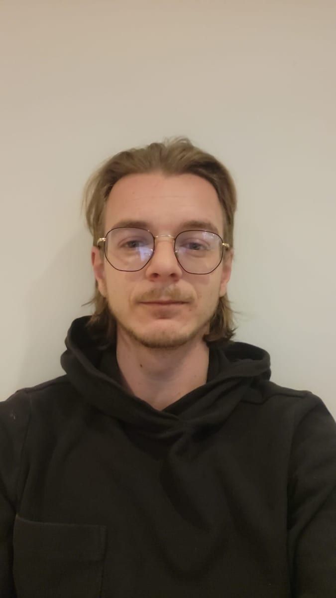 Profil de Nikola, 34 ans, Annonce gay à Chiny (Luxembourg)
