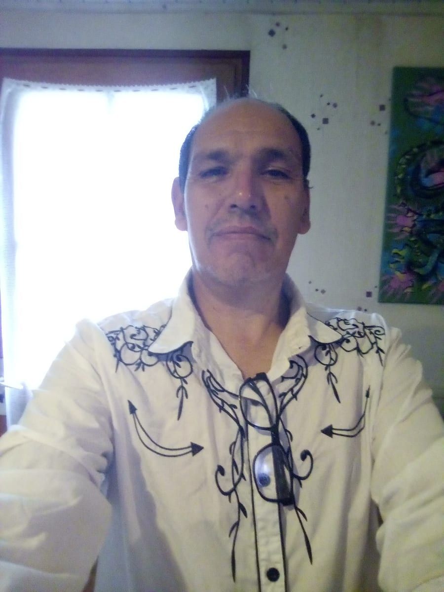 Profil de Aleksandar, 33 ans, Annonce gay à Walcourt (Namur)
