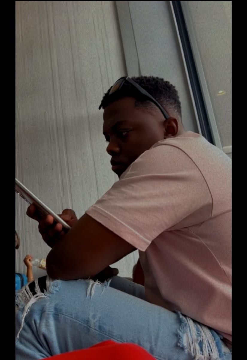 Profil de Vicenzo, 42 ans, Annonce gay à Gesves (Namur)