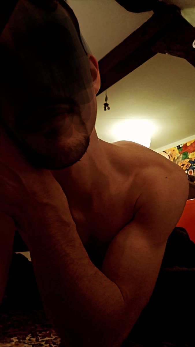 Profil de Keliane, 28 ans, Annonce gay à Quaregnon (Hainaut)