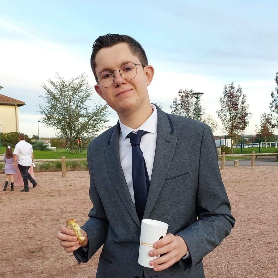 Profil de Yacoub, 23 ans, Annonce gay à Saint-Josse-ten-Noode (Bruxelles-Capitale)