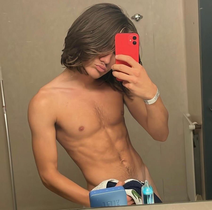 Profil de Mahamoud, 22 ans, Annonce gay à Saint-Georges-sur-Meuse (Liège)
