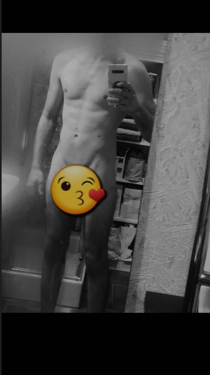 Khamis - Annonce gay à Beaumont Profil de Khamis, 33 ans, Annonce gay à Beaumont (Hainaut)