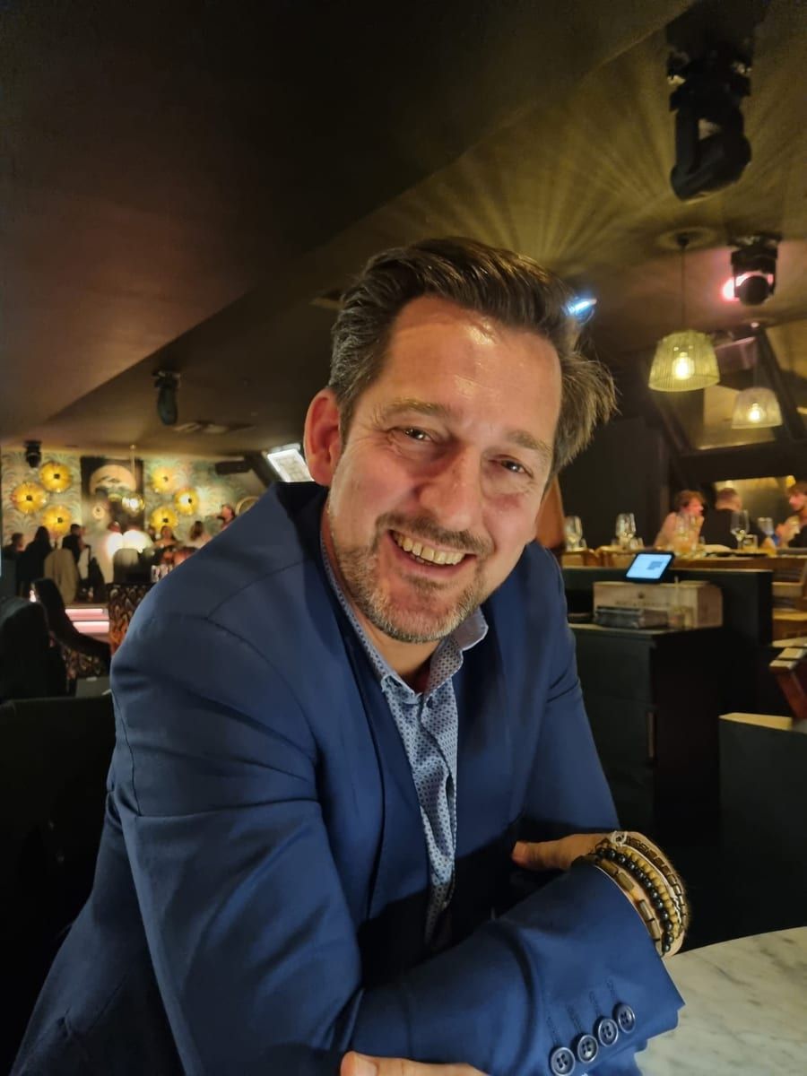 Profil de Janel, 37 ans, Annonce gay à Mont-de-l’Enclus (Hainaut)