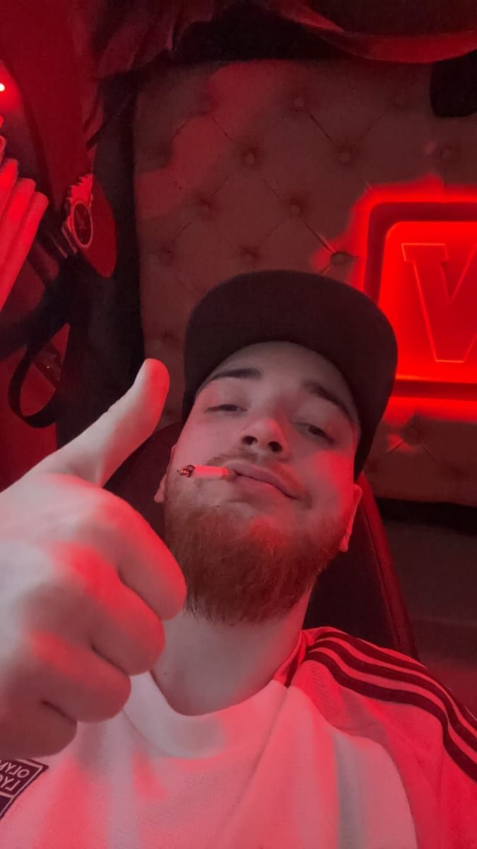 Profil de Djad, 31 ans, Annonce gay à Fernelmont (Namur)