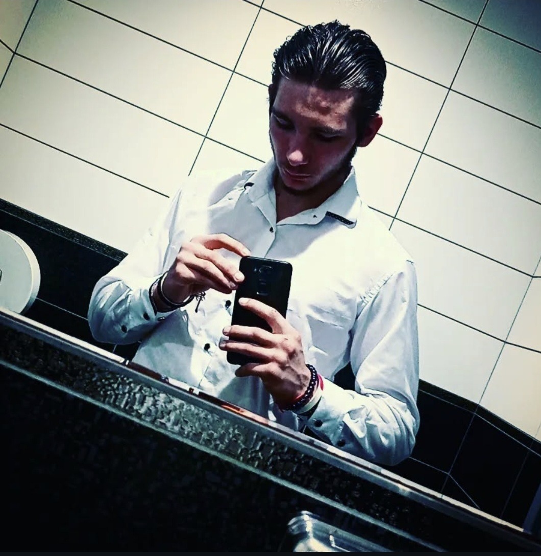 Caetano - Annonce gay à Incourt Profil de Caetano, 39 ans, Annonce gay à Incourt (Brabant wallon)