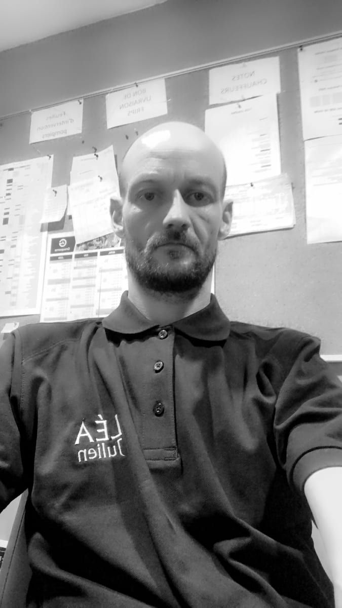 Profil de Jules, 40 ans, Annonce gay à Floreffe (Namur)