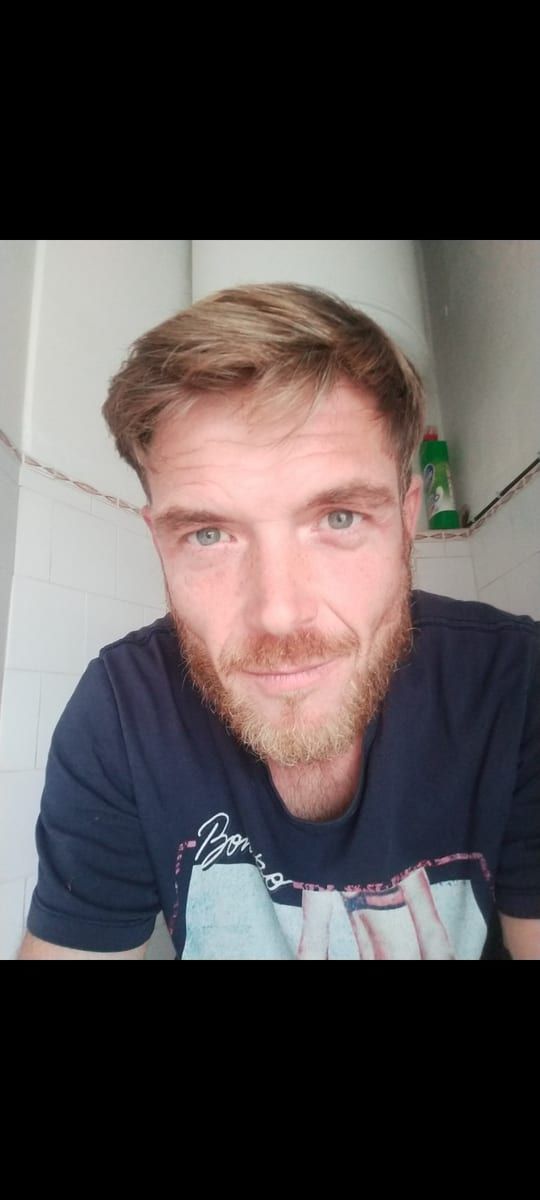 Antonio-manuel - Annonce gay à Froidchapelle Profil de Antonio-manuel, 29 ans, Annonce gay à Froidchapelle (Hainaut)
