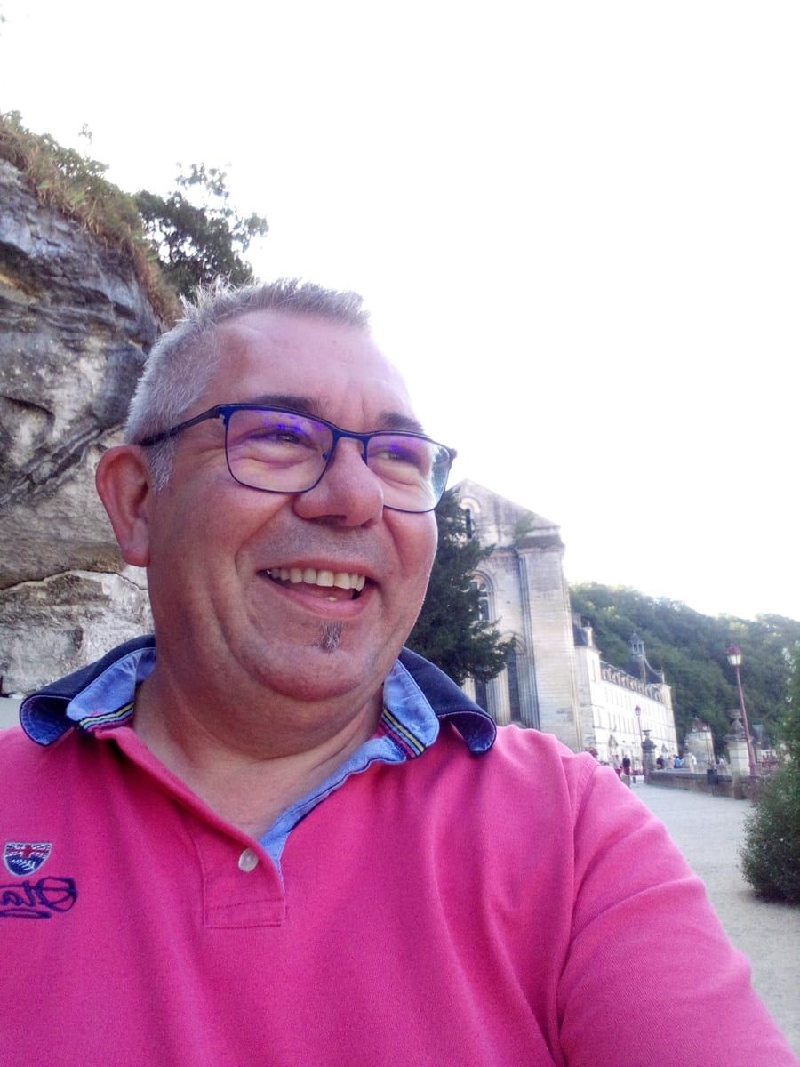 Profil de Sead, 39 ans, Annonce gay à Wellin (Luxembourg)