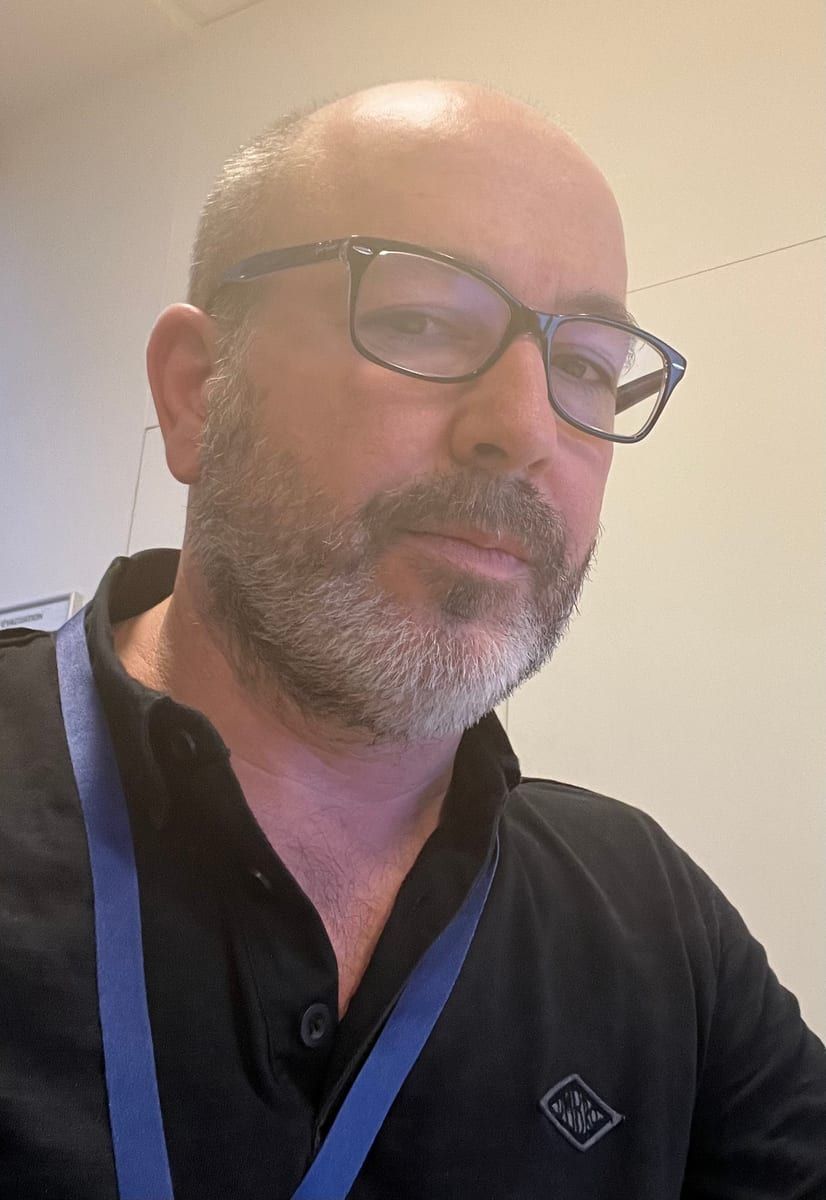 Saim - Annonce gay à Raeren Profil de Saim, 35 ans, Annonce gay à Raeren (Liège)