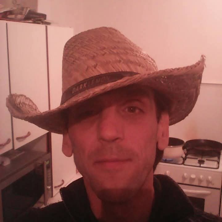 Profil de Zamir, 42 ans, Annonce gay à Perwez (Brabant wallon)