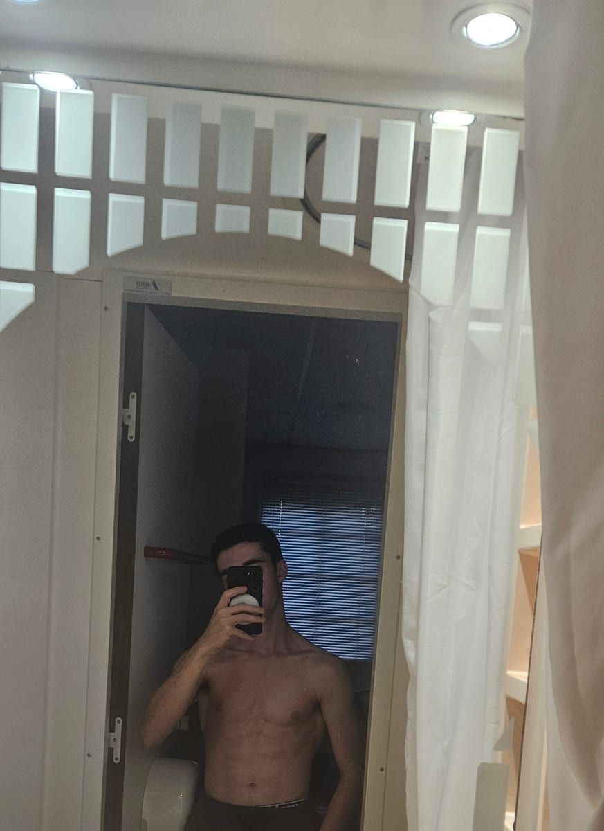 Réginald - Annonce gay à Arlon Profil de Réginald, 28 ans, Annonce gay à Arlon (Luxembourg)