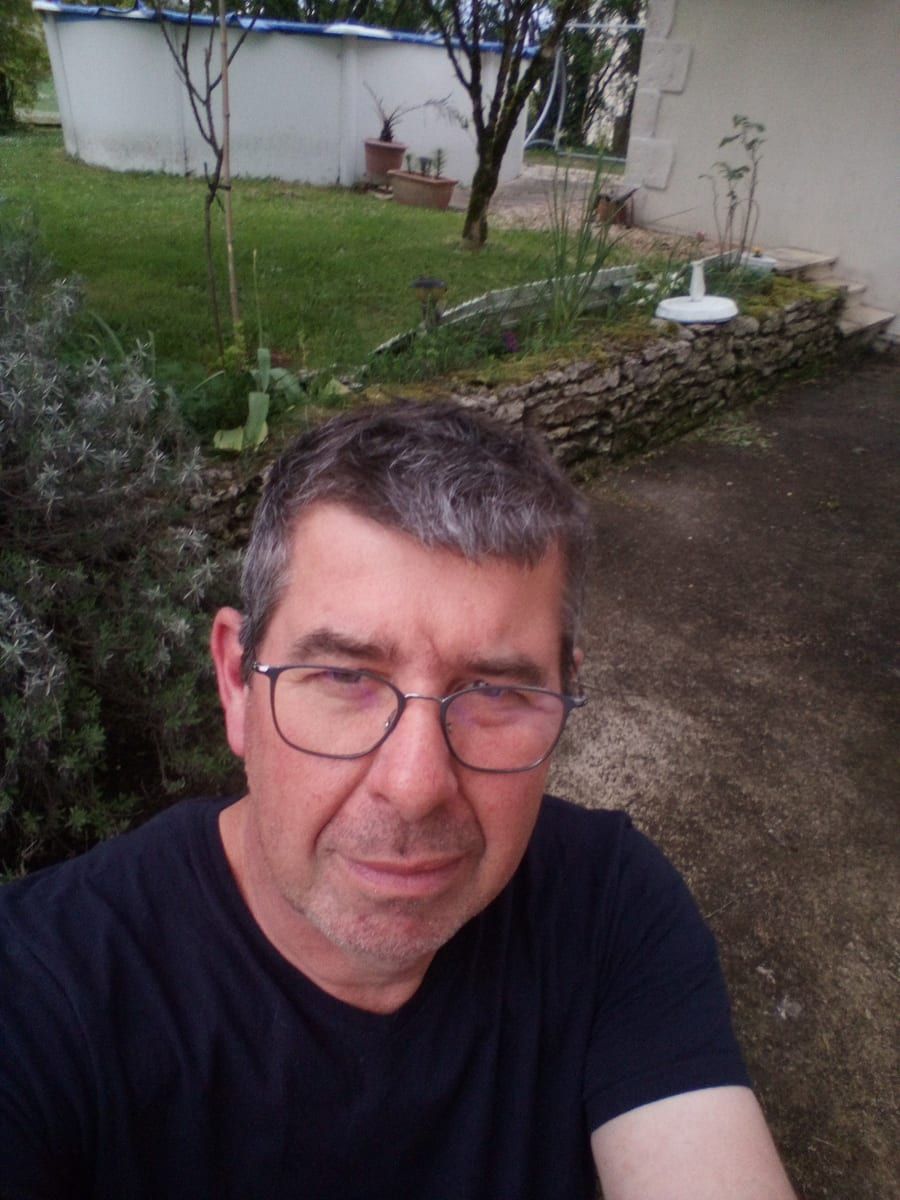 Profil de Nathan, 27 ans, Annonce gay à Auderghem (Bruxelles-Capitale)