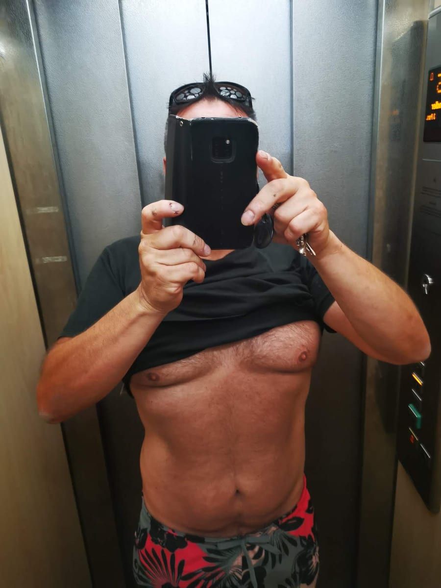 Zyad - Annonce gay à Beauvechain Profil de Zyad, 38 ans, Annonce gay à Beauvechain (Brabant wallon)