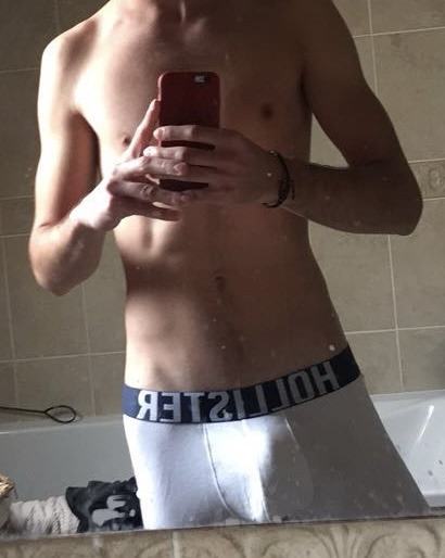 Haile - Annonce gay à Brugelette Profil de Haile, 26 ans, Annonce gay à Brugelette (Hainaut)