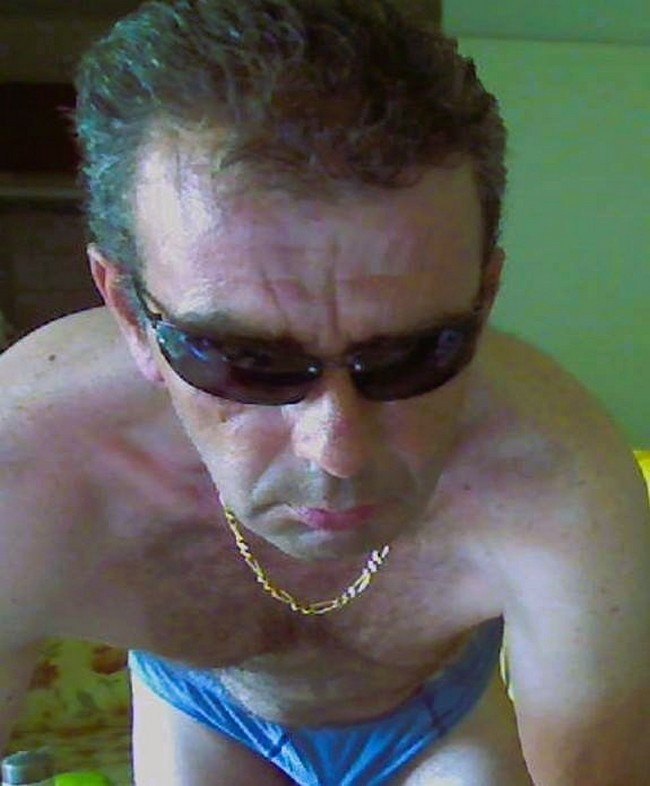Profil de Iliyes, 25 ans, Annonce gay à Huy (Liège)