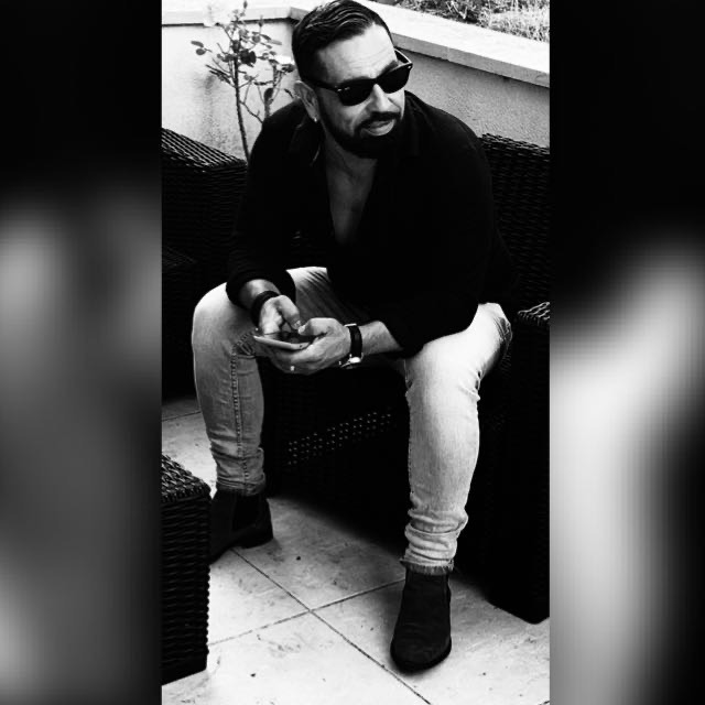 Eleuthere - Annonce gay à Sombreffe Profil de Eleuthere, 35 ans, Annonce gay à Sombreffe (Namur)