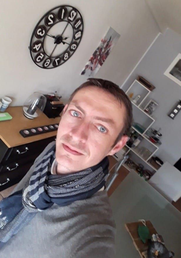 Profil de Naoufel, 31 ans, Annonce gay à Wanze (Liège)