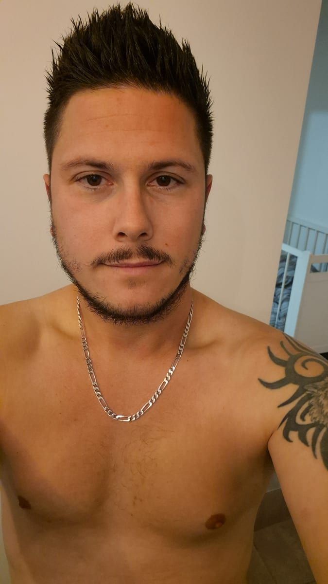Profil de Bryand, 34 ans, Annonce gay à La Bruyère (Namur)