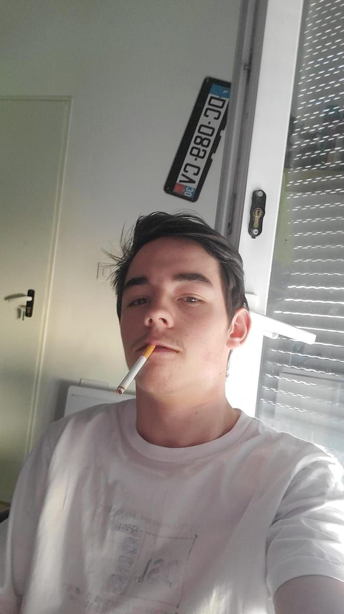Profil de Gualter, 30 ans, Annonce gay à Fontaine-l’Evêque (Hainaut)